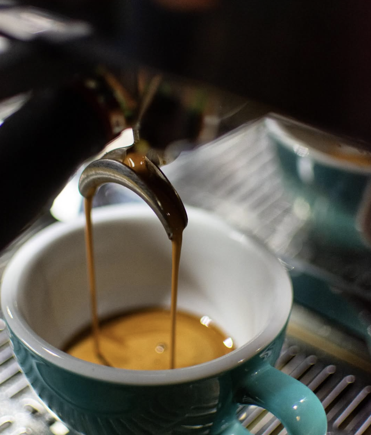 Espresso wordt getapt bij Sip Spot Amsterdam